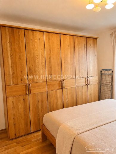 Appartement meublé de 3 pièces avec balcon, place de stationnement et cave individuelle à Schwabing – e25615e581ce29be9890136accd568f0fd9bebbe.jpg