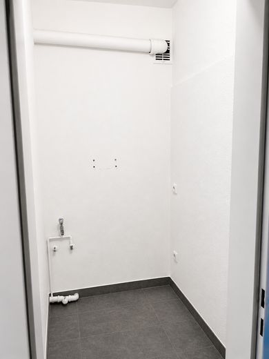 Gewerbeeinheit 112qm mit Garage im Bonner Zentrum - erste Rheinlage – Röntgen / Zimmer 5