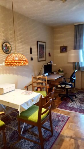 sonnige Wohnung mit Weitblick – Eßzimmer li