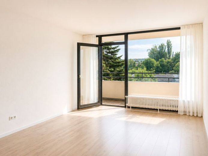 Ideale 2-Zimmer Wohnug mit Balkon und Panoramblick – Foto 1