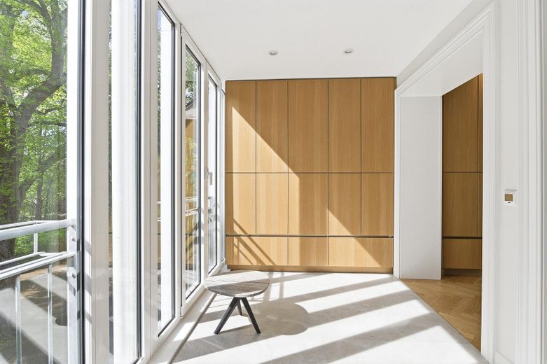Einzigartiges Maisonette-Penthouse in absoluter Toplage am Großen Wannsee – Eingangsbereich Diele 