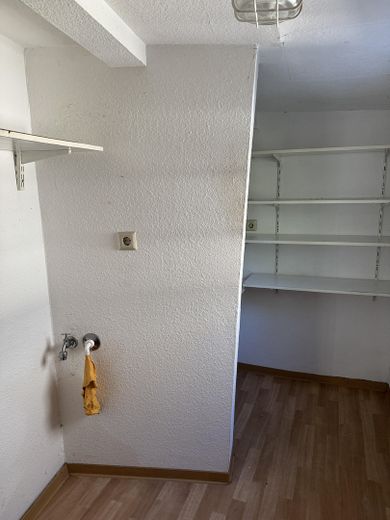 Mitten im Leben - Wohnung Kornmarkt 4 -4ZKB-  zu vermieten! – Abstellraum