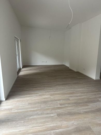 3-Zimmer Wohnung mit Balkon in Nordrach (Neubau/Barrierefrei/Einzug ab sofort möglich) – Wohnzimmer