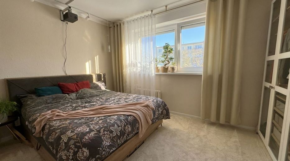 Kapitalanlage Düsseldorf-Golzheim: 3-Zimmer-Wohnung, vermietet &amp; wertstabil – Kinderzimmer