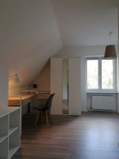 Großzügiges, helles Haus in ruhiger Wohnstraße (30km-Zone) in Pinneberg-Waldenau. – SchlafZimmer-OG-4
