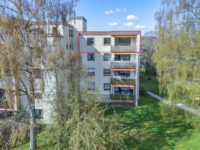 Sonnige 3-Zimmer-Wohnung in beliebter Lage von Schramberg-Sulgen – फोटो 1