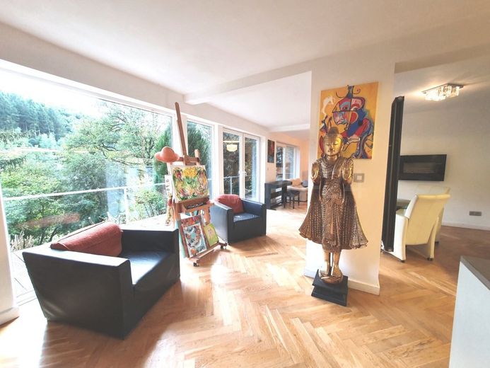 ++ BESONDERES EINFAMILIENHAUS + SONNENTERRASSE + GARTEN IN TRAUMLAGE!! ++ – OFFENER BEREICH