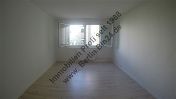 Ringcenter Zweitbezug -- 2 Zimmer ruhig schlafen Innenhof – G0027395