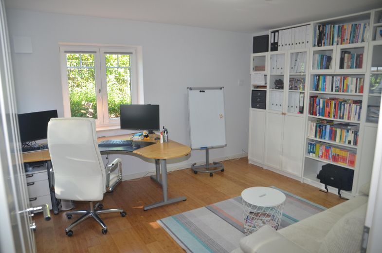 Büro/ Schlafen EG