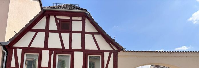 Einfamilienhaus mit 5 Zimmern in Flörsheim am Main – Haus zur Straße