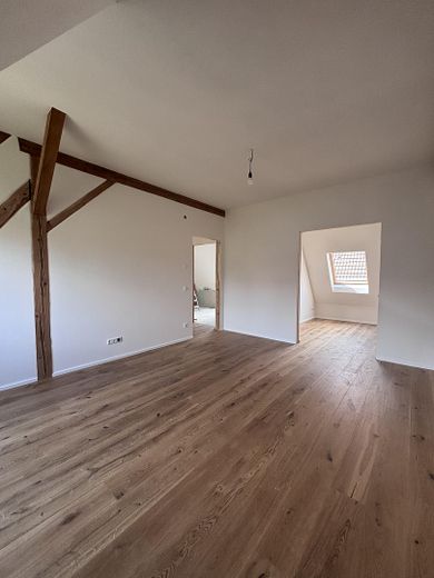 Exklusive Loftwohnung im Denkmal | Erstbezug nach hochwertigem und nachhaltigem Umbau – Hauptschlafzimmer mit Ankleide
