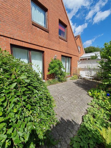 Eckernförde-Borby’de müstakil ev (sıra ev) – Terrasse