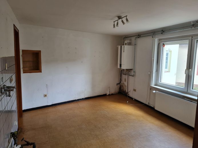 Wohnhaus-Scheune und Stall in Rollshausen – Foto 9
