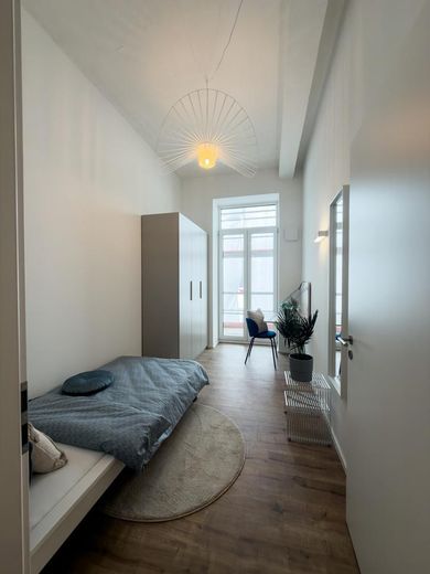 NEW 4-person shared apartment | TOP room in a shared apartment in Nuremberg | High-quality furnishings with balcony – Photo 11