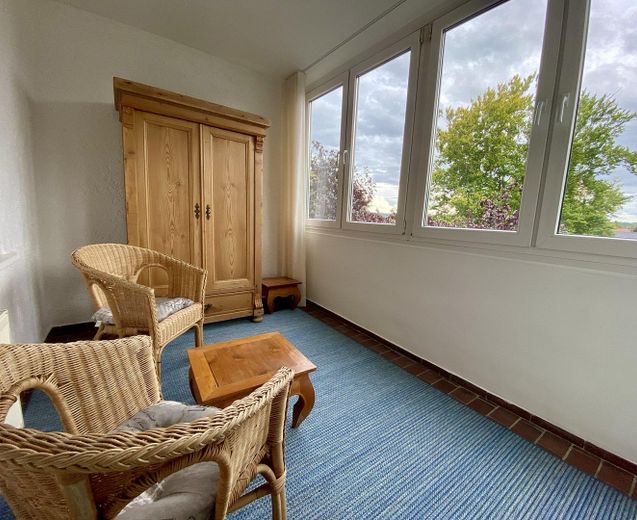 Bright 2-room apartment with conservatory, furnished – Foto 14