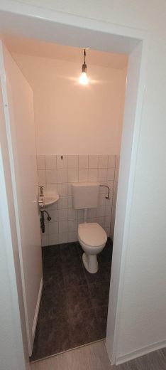 Von Privat: Wunderschöne, frisch renovierte 4 Zimmer Wohnung in Steinau – Foto 21