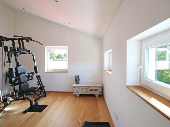 Sportzimmer OG