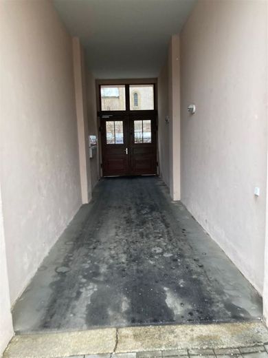 Gemütliche 3-Zimmer mit Laminat, Balkon und Wannenbad in zentraler Lage! – PHOTO-2023-02-07-09-25-35_4