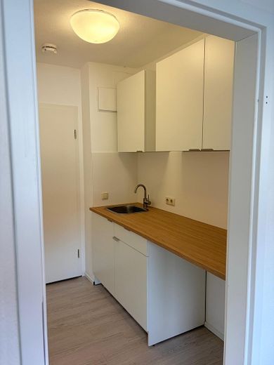 2 WG-ZIMMER in Nürnberg-Schweinau – ab sofort – Küche