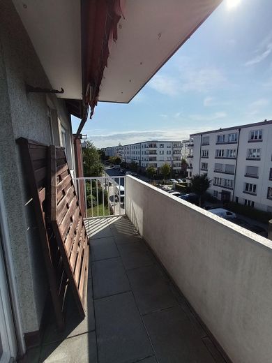 Balkon, Sichtschutz demontiert