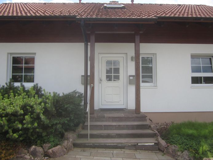 Two-family house – Straßenansicht