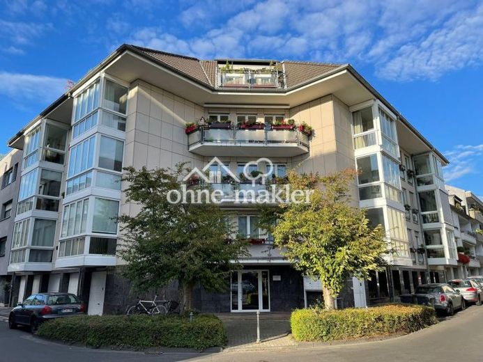 Exklusives City-Apartment mit großzügiger Wohnloggia in Top-Lage – Foto 1