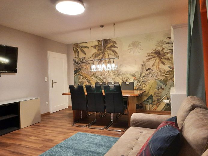 Möblierte Wohlfühloase in Augsburg-Göggingen – Perfekt als Ferienwohnung – Der Esstisch