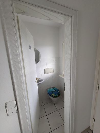 Belle maison dans un cadre verdoyant, district de Neckar-Odenwald, Ravenstein ; à 3 km de l’autoroute, à 2 km du terrain de golf – Photo 24