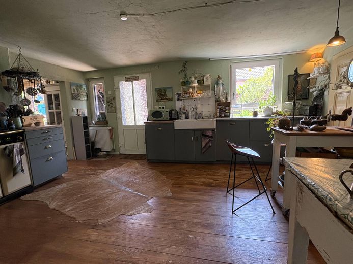 Ein Stück vom Paradies in Elb-Nähe - saniertes Bauernhaus mit Vintage-Charme – Landhausküche