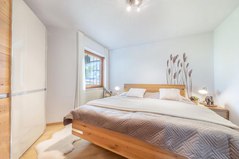 3,5-Zimmer-Wohnung mit großer Sonnenterrasse + Garten – Foto 11