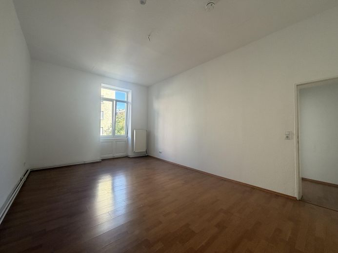 Apartamento céntrico de 3 habitaciones en Nordend con cocina equipada y baño con luz natural – Foto 7