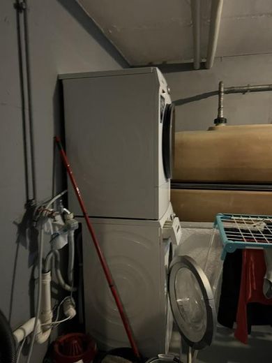Charmantes Reihenendhaus in Kirchheim am Neckar – Energieraum + Waschküche