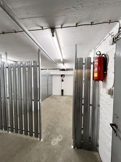 Großes Kellerabteil