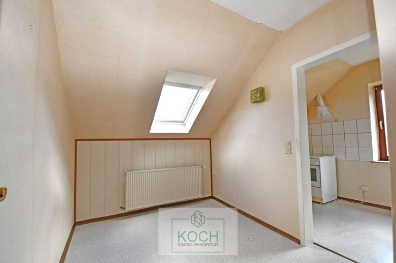 Großes 1-2 Familienhaus mit großem Grundstück in Loxstedt-Hahnenknoop – Küche-Esszimmer_DG