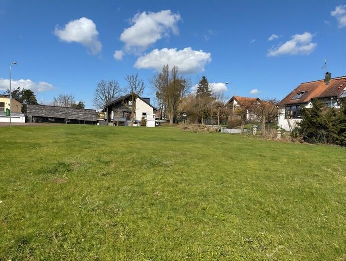 ruhiges Baugrundstück in Waldrandlage Röttenbach bei Heßdorf – Baugrundstück Röttenbach 017