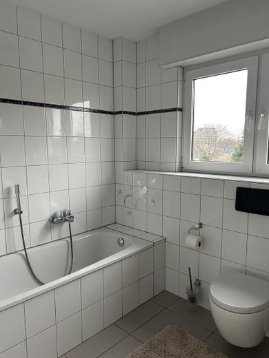 Exklusive Maisonette-Wohnung zwei Etagen | 126 m² | Balkon | Tiefgarage | Naturnah in Königshardt – Foto 11