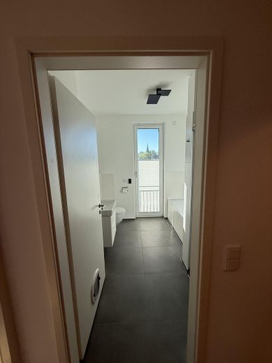 Exklusives Penthouse in der Wasserstadt Hannover-Limmer mit Blick ins Grüne / Keine Maklergebühren – Badezimmer