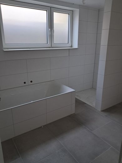 Badezimmer 2 KG 