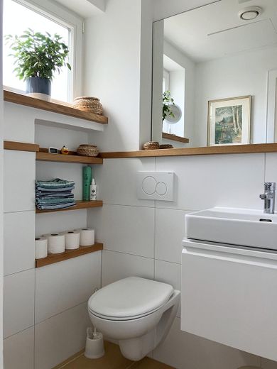 Professionally renovated mid-terrace house in an attractive location in Lilienthal-Butendiek – Gäste-WC - EG