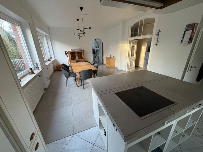 Küche/ Esszimmer unten