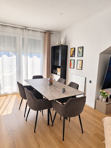 Modern 2-kamerappartement op de bovenste verdieping (A+) met parkeerplaats in de ondergrondse garage – zonder makelaarscourtage – Essbereich