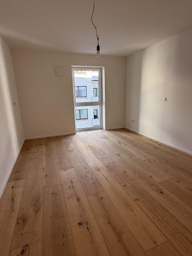 Pierwsze zasiedlenie po generalnym remoncie – nowoczesne mieszkanie 3-pokojowe w Aschaffenburgu – Kinderzimmer/Büro