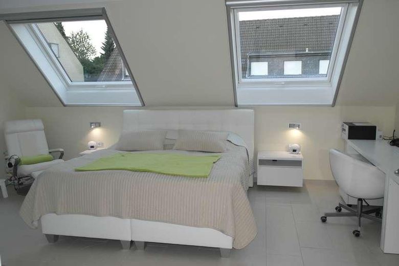 Jüchen-Hochneukirch’te kiralık lüks daire – Schlafzimmer