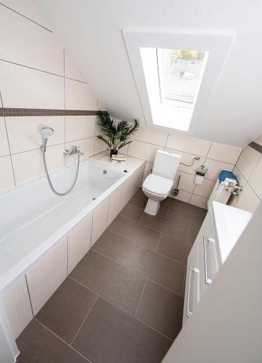 Badezimmer mit Badewanne