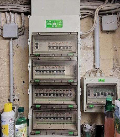 Hauptsicherungskasten mit UV 2