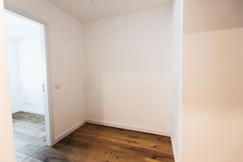 Praxis- oder Gewerbeimmobilie 93,2m² in Buckau – frisch-sanierter Erstbezug – Foto 18
