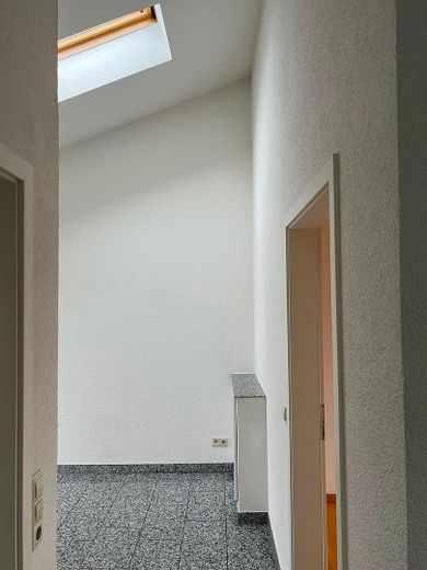 Gemütliche 2-Zimmer-Penthouse-Wohnung mit Balkon und Einbauküche in Wehr – Foto 10