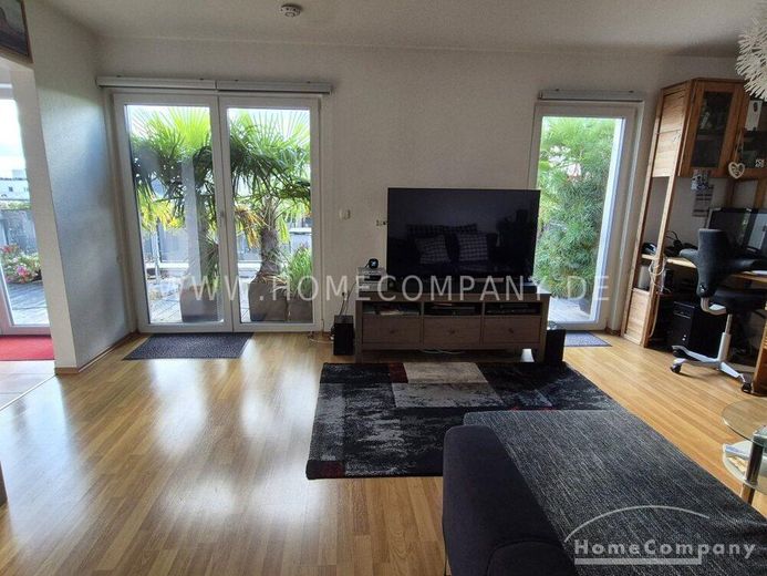 2 odalı daire, 5. kat, büyük balkonlu, tamamen mobilyalı ve donanımlı daire, yer altı otoparkına kadar asansör. – b5b5bd27823b768bdfcef318bf4245773c4a0955.jpg