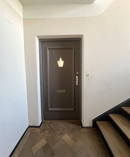2,5-Zimmer-Altbauwohnung mit Balkon in Untergiesing, Denkmalschutz – Wohnungstür
