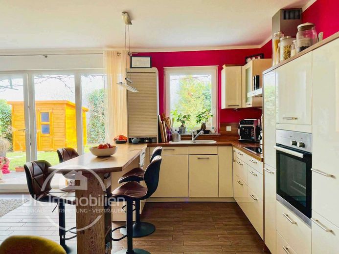 Garten, Ruhe, Lebensqualität - ein Zuhause zum Verlieben + Ähnlich Haus in Haus – Einbauküche